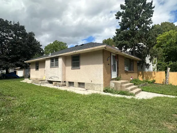 3247 Logan Avenue N, Minneapolis, MN 55412