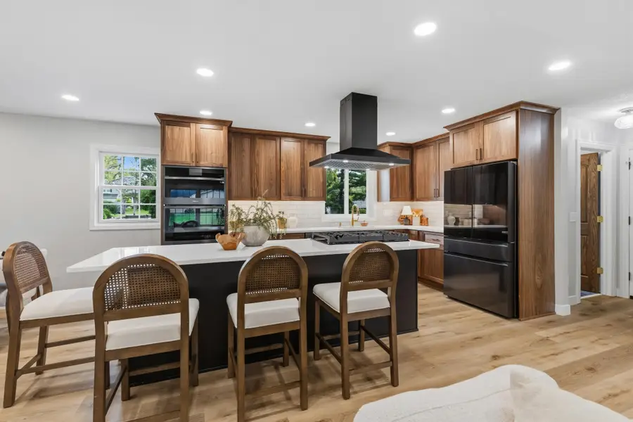 5613 Warden Avenue, Edina, MN 55436 - #3