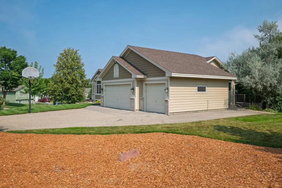 16185 Inglewood Drive, Lakeville, MN 55044 - #2