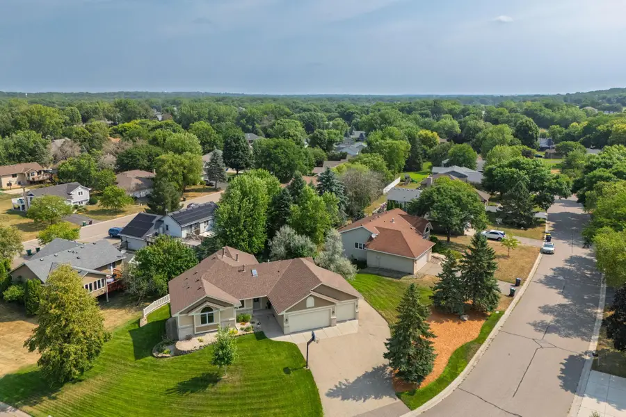16185 Inglewood Drive, Lakeville, MN 55044 - #3