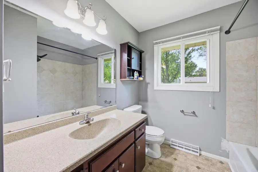 3360 117th Avenue Nw, Coon Rapids, MN 55433 - #3