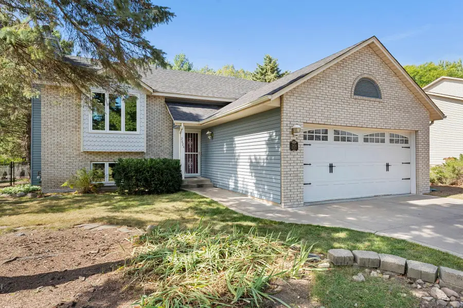 2824 Mckinley Drive, Woodbury, MN 55125 - #2