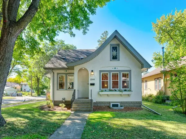 3044 37th Avenue S, Minneapolis, MN 55406