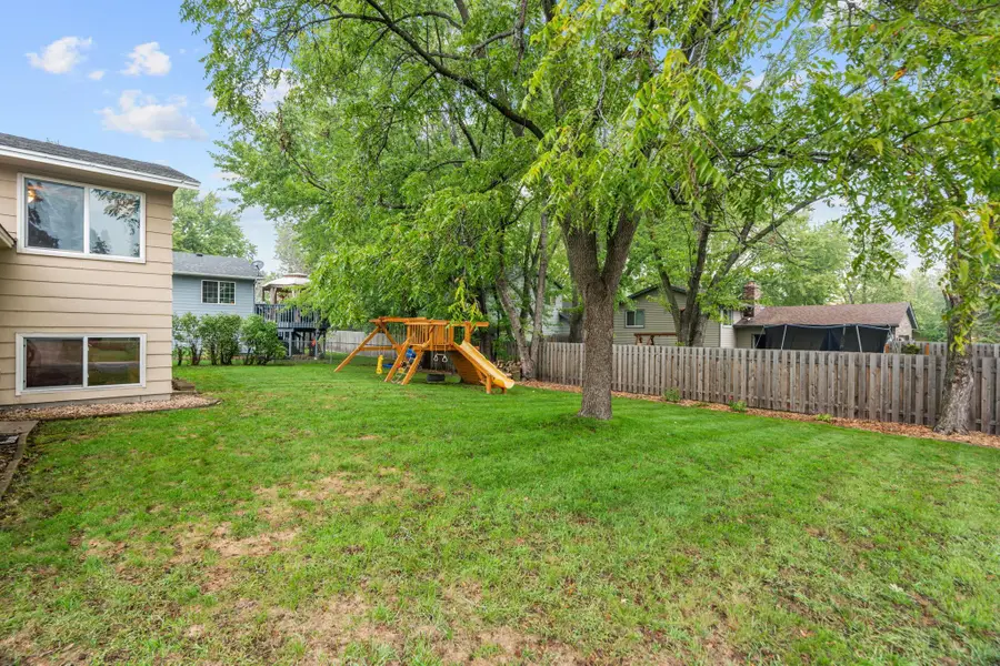 9612 Union Terrace Lane N, Maple Grove, MN 55369 - #3