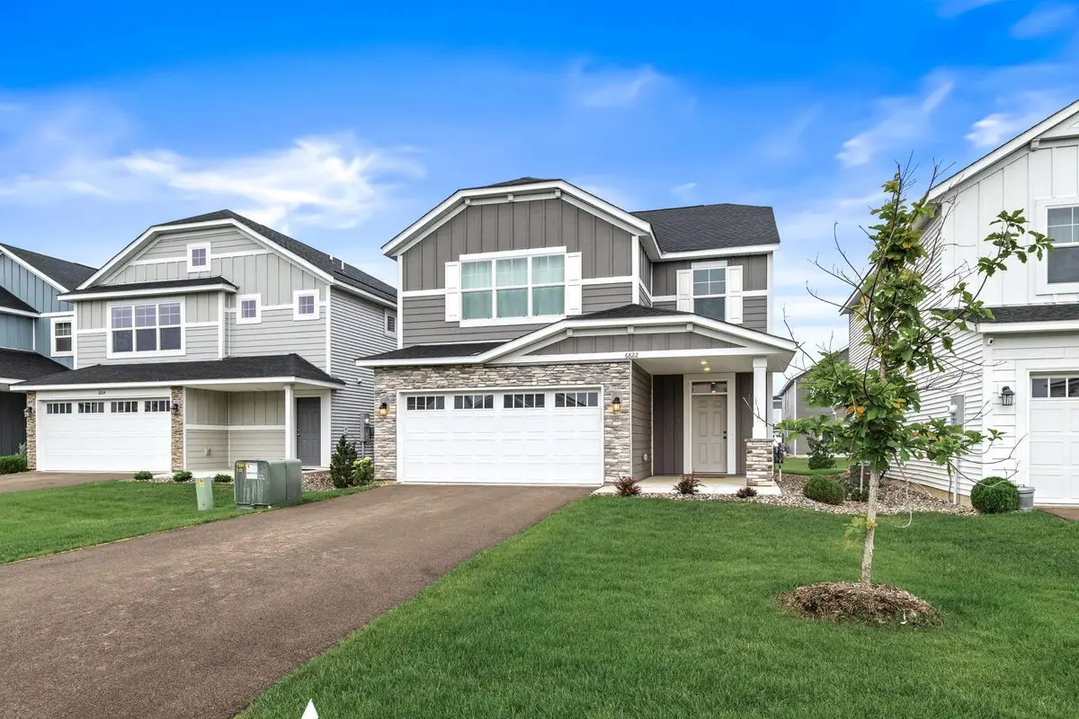 6822 102nd Street S, Cottage Grove, MN 55016 - #1