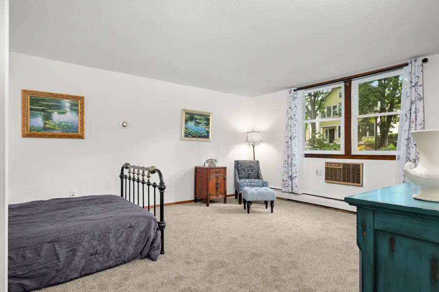 2536 Dupont Avenue S #101, Minneapolis, MN 55405 - #3