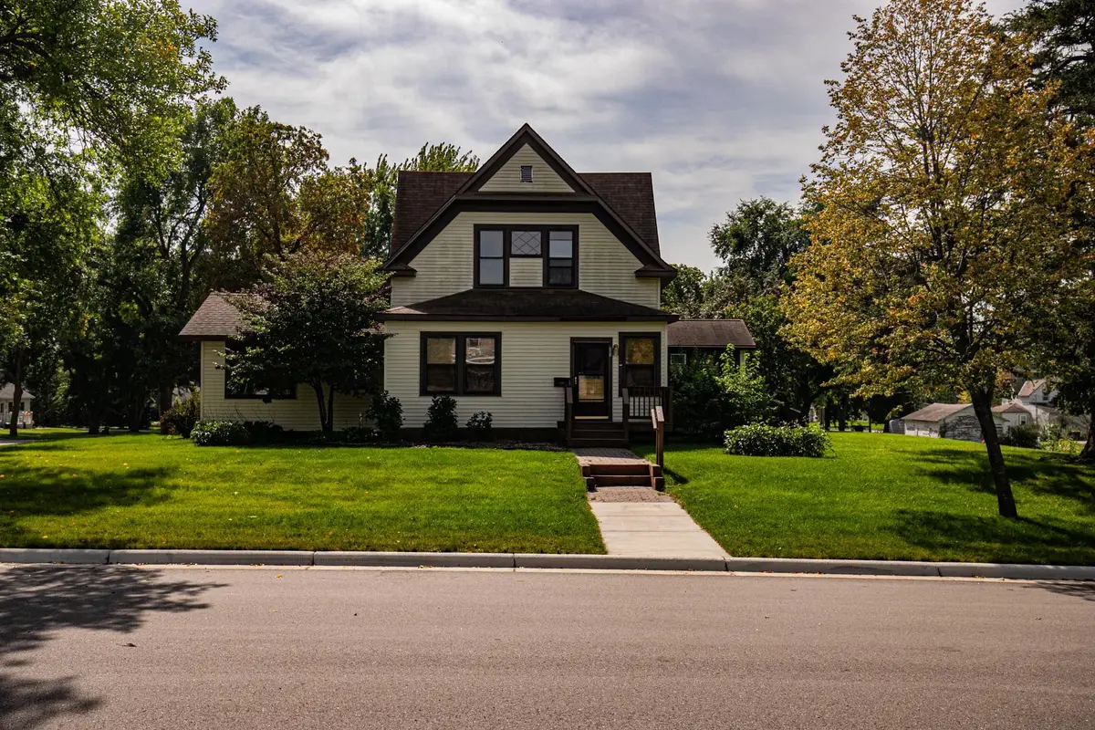 301 E Depue Avenue, Olivia, MN 56277 - #1