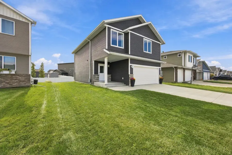 781 Albert Drive W, West Fargo, ND 58078 - #2