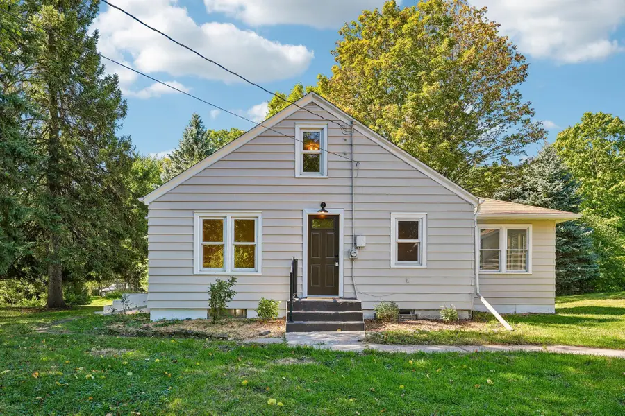 625 Bear Avenue N, Vadnais Heights, MN 55127 - #3