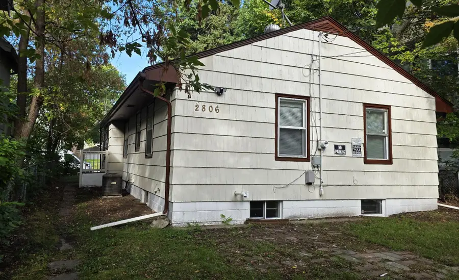 2806 Emerson Avenue N, Minneapolis, MN 55411 - #2