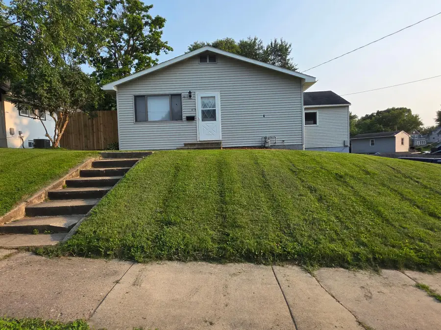 610 Sheridan Street, Albert Lea, MN 56007 - #2