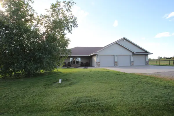 12221 85th Avenue, Milaca, MN 56353