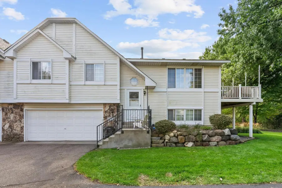 15813 Griffon Path, Apple Valley, MN 55124 - #2