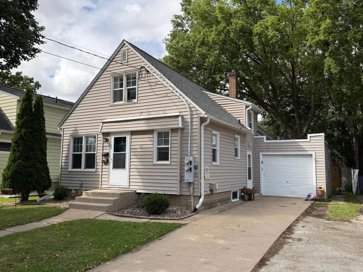 1033 3rd Avenue Se, Rochester, MN 55904 - #1