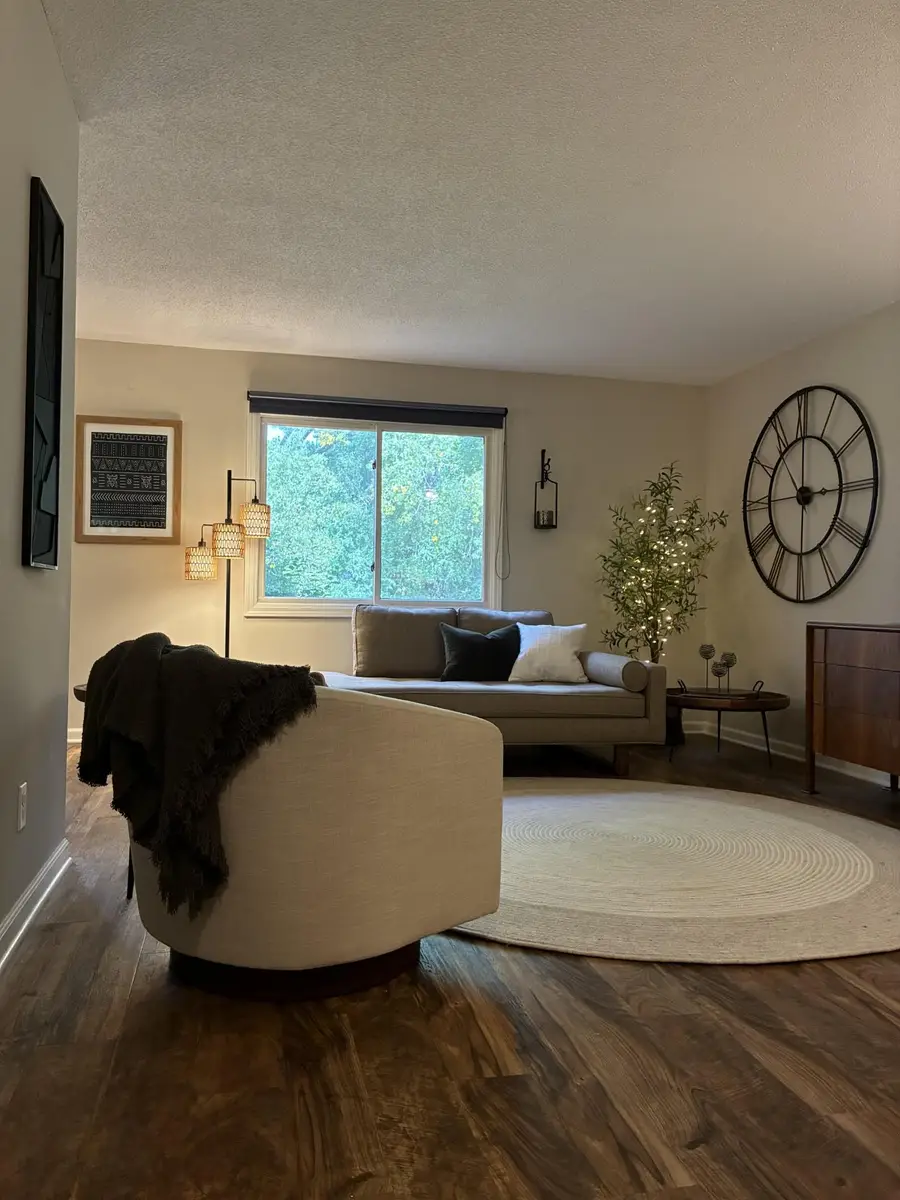 997 Heritage Court E, Vadnais Heights, MN 55127 - #2