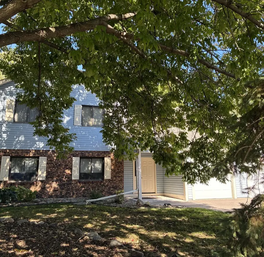 997 Heritage Court E, Vadnais Heights, MN 55127 - #3