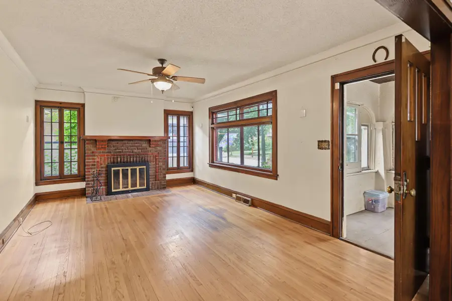 3023 32nd Avenue S, Minneapolis, MN 55406 - #3