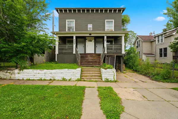 733 Bradley Street, Saint Paul, MN 55130