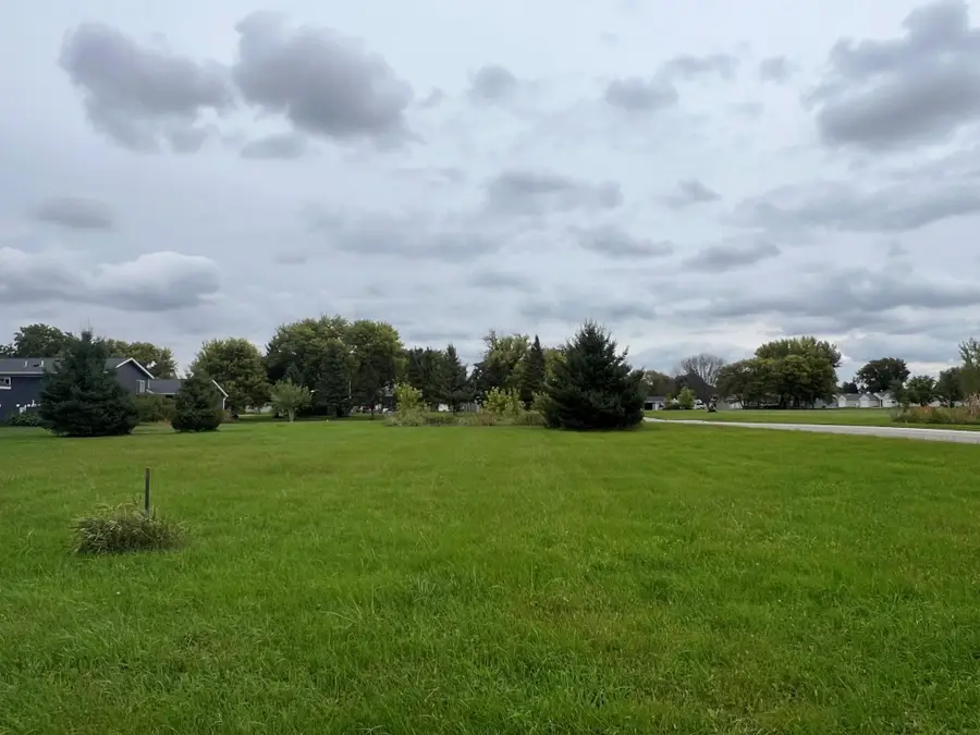 621 6th Street, West Concord, MN 55985 - #2