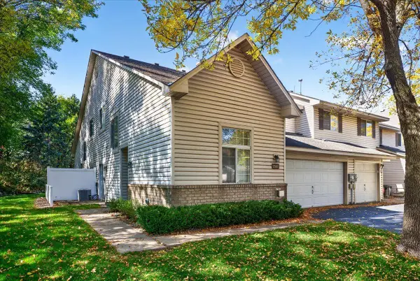2583 Lockwood Drive, Mendota Heights, MN 55120