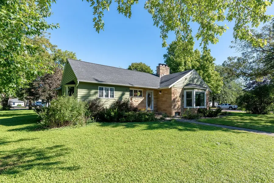 31 Lake Avenue E, Minnesota Lake, MN 56068 - #2