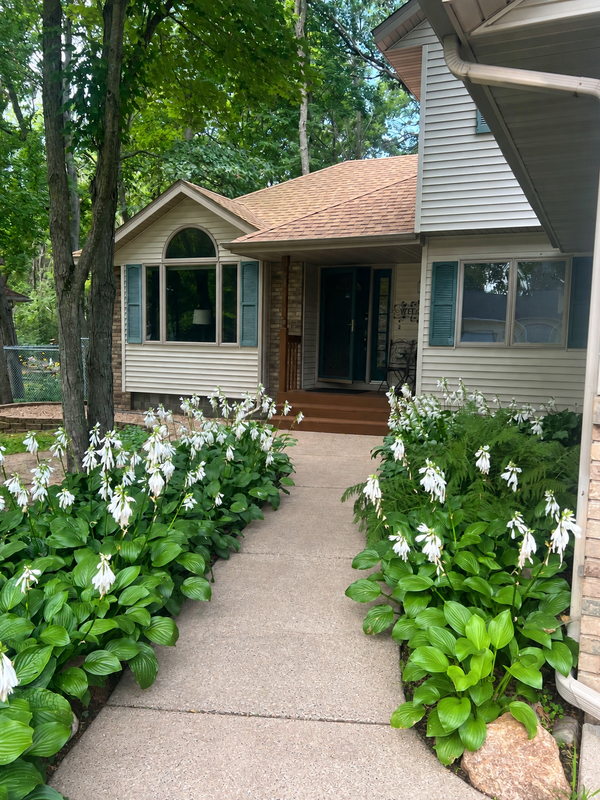 38308 Golden Oaks Trail, North Branch, MN 55056