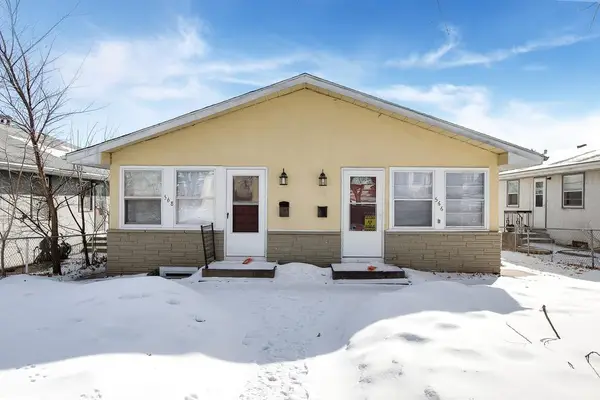 566 & 568 37th Avenue Ne, Minneapolis, MN 55421