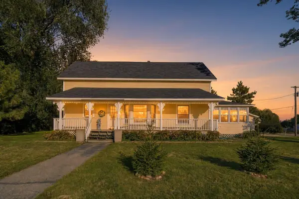 15974 Clayton Avenue E, Rosemount, MN 55068
