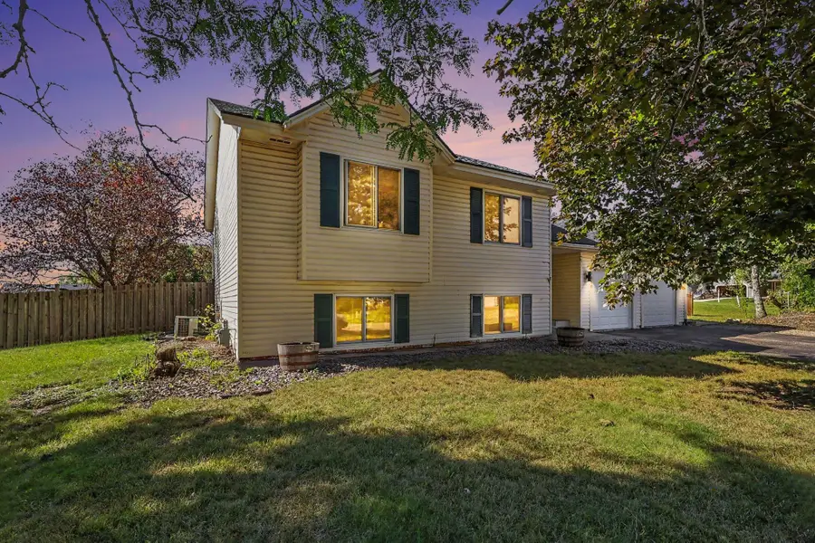 7850 Grinnell Court E, Lakeville, MN 55044 - #2
