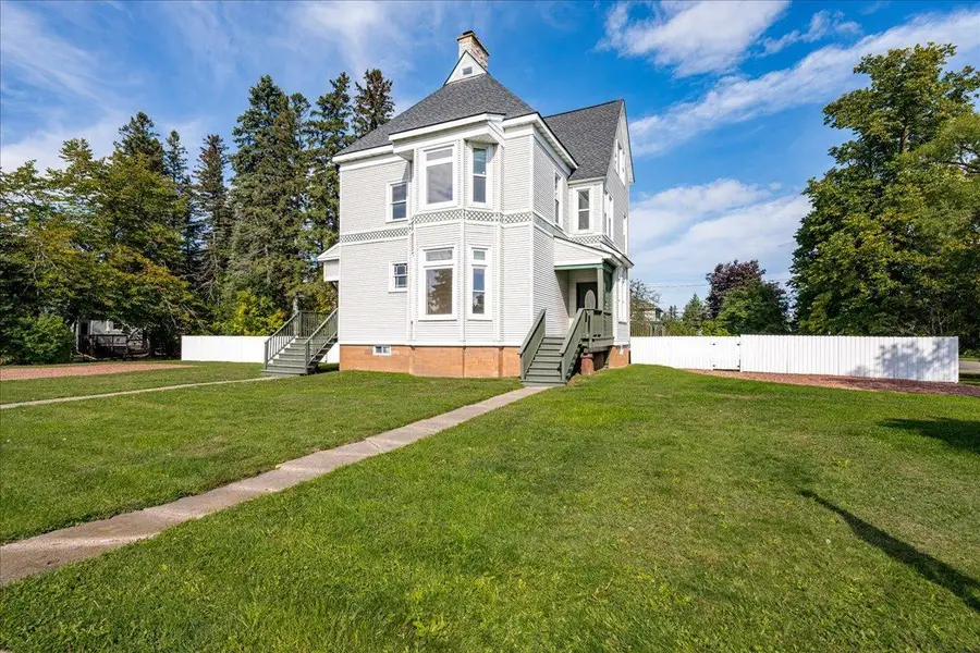107 E 7th Street, Superior, WI 54880 - #2