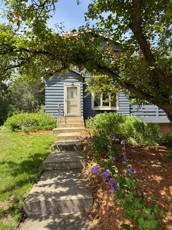 31401 Northfield Boulevard, Northfield, MN 55057