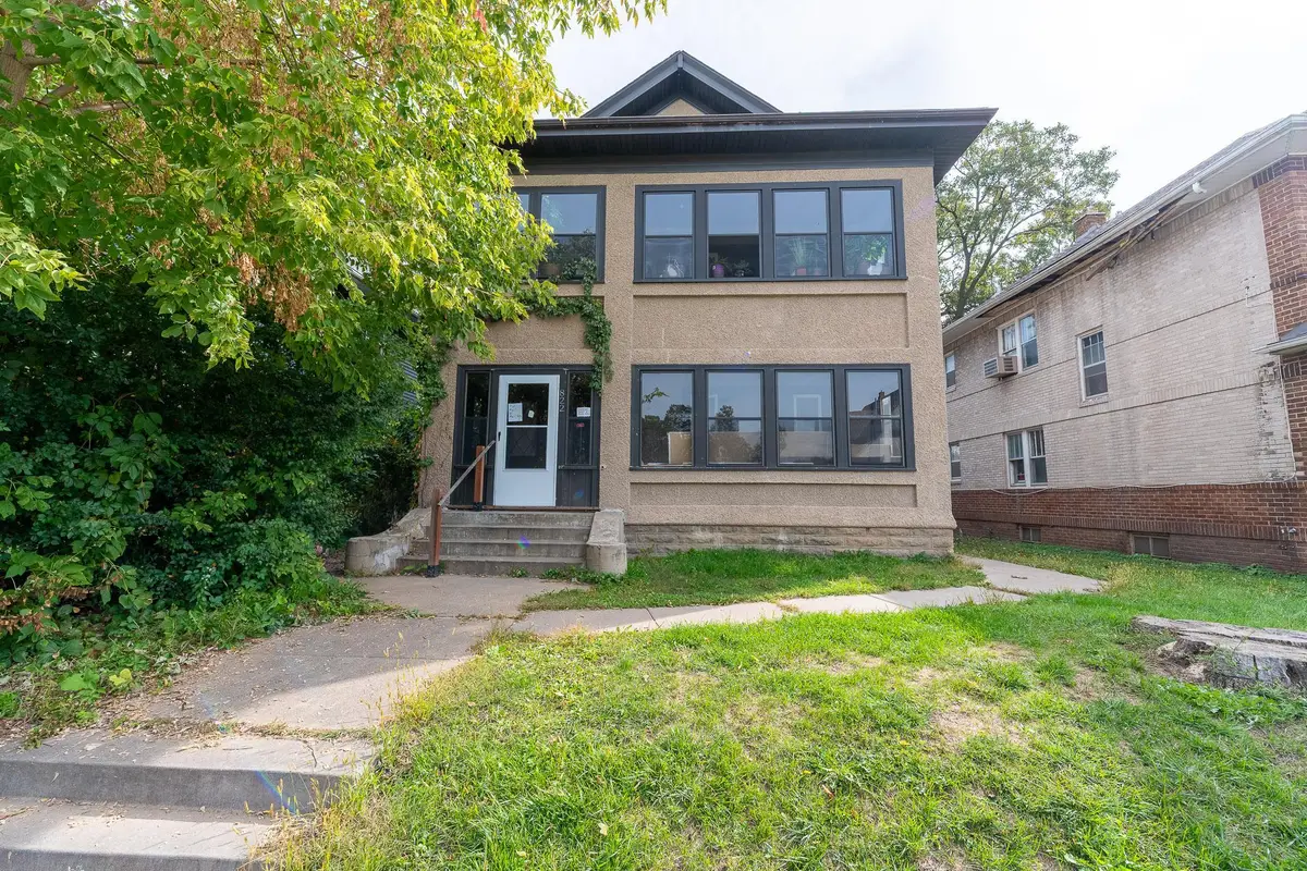 822 Penn Avenue N, Minneapolis, MN 55411 - #1
