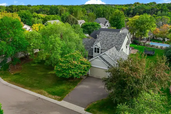 8843 Blackoaks Lane N, Maple Grove, MN 55311