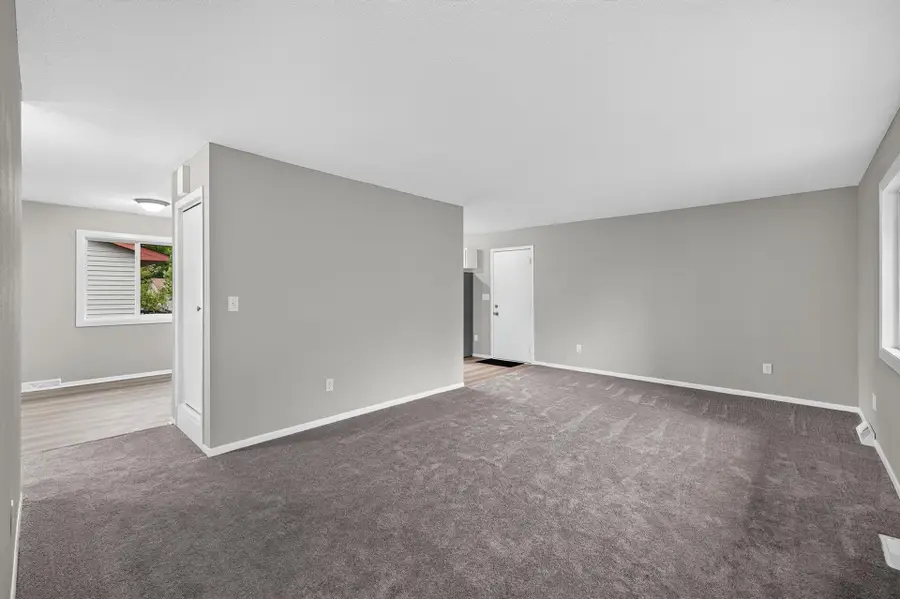 1014 9th Avenue Sw, Forest Lake, MN 55025 - #2
