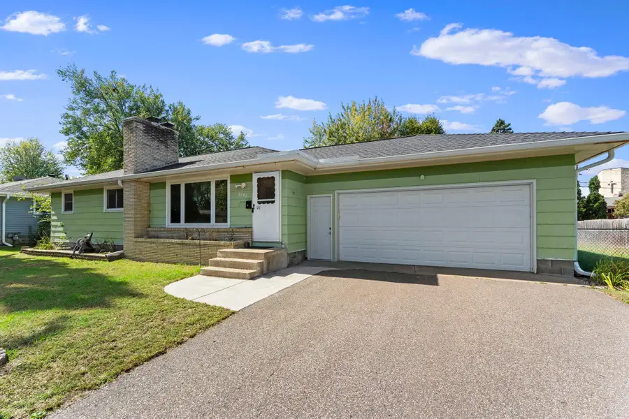 7001 Grimes Avenue N, Brooklyn Center, MN 55429 - #2
