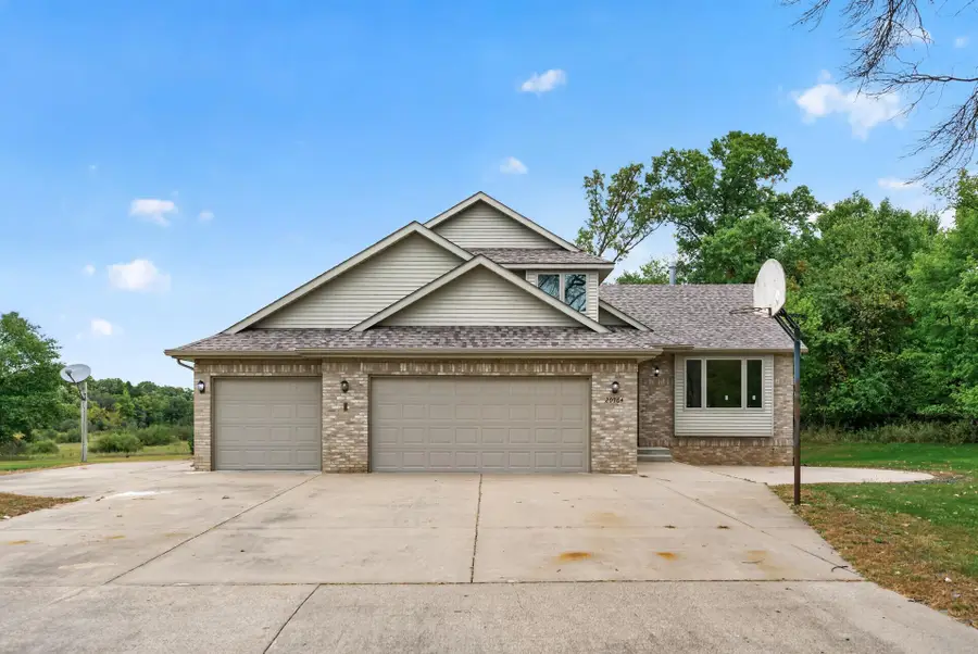 20964 Beaver Dam Court Ne, East Bethel, MN 55011 - #3