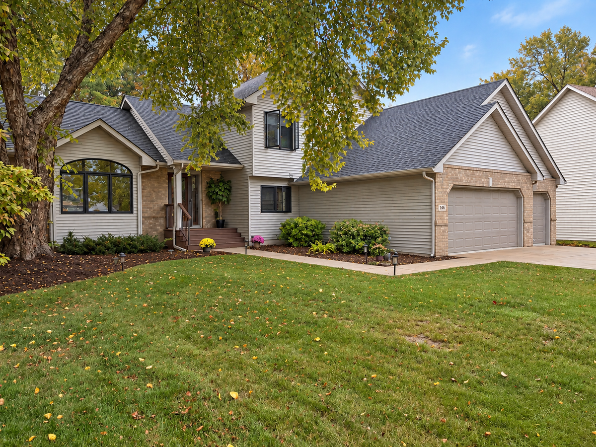 1405 Horseshoe Circle, Eagan, MN 55122 - #1