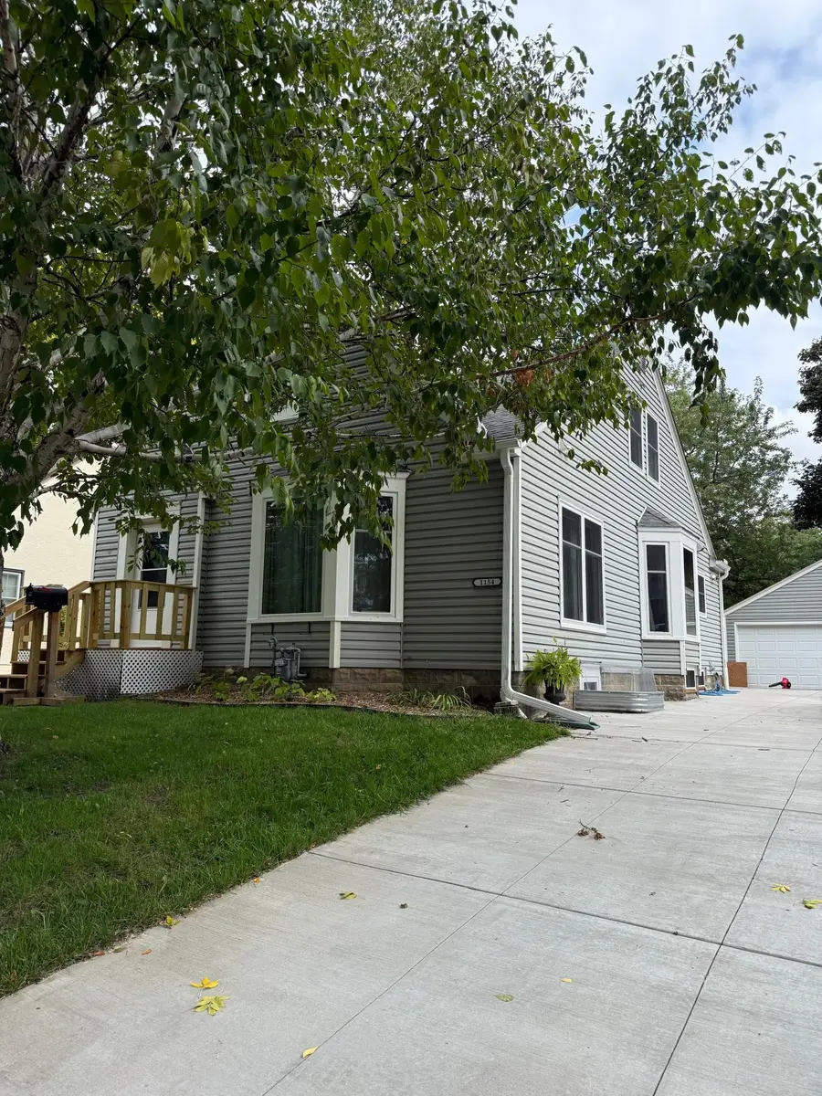 1154 Cherokee Avenue, West Saint Paul, MN 55118 - #3