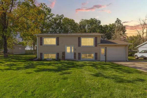 600 Ladonna Lane, Faribault, MN 55021
