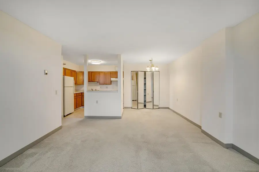7600 Golden Valley Road #805, Golden Valley, MN 55427 - #2