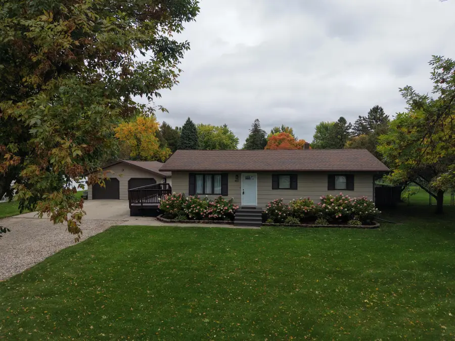 407 W Washington Avenue, Mahnomen, MN 56557 - #3