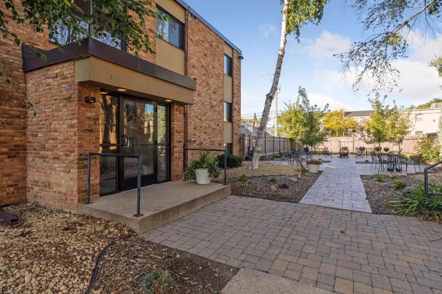 2532 1st Avenue S #208, Minneapolis, MN 55404 - #2