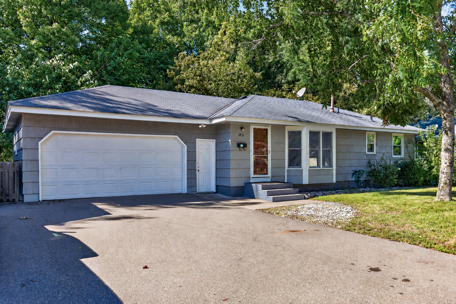 6913 Toledo Avenue N, Brooklyn Center, MN 55429 - #2