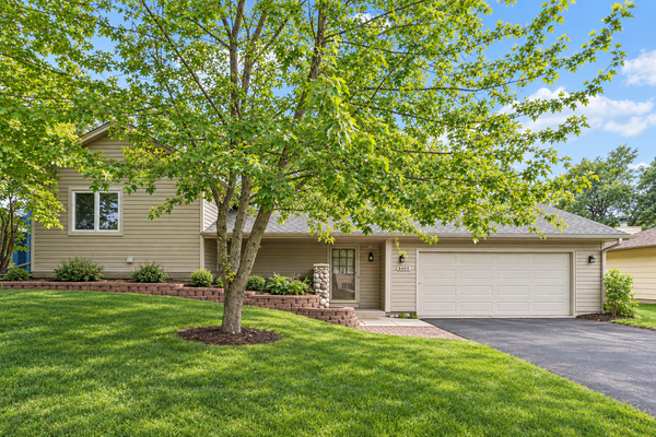 8408 Sheridan Avenue N, Brooklyn Park, MN 55444