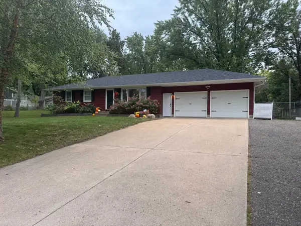 2550 140th Avenue Nw, Andover, MN 55304