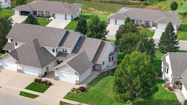 2048 Crimson Ridge Drive Nw, Rochester, MN 55901