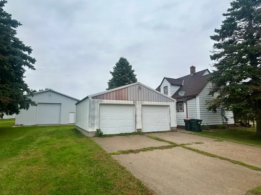 9304 3rd Street, New Auburn, MN 55366 - #3