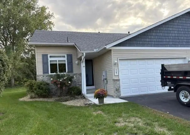667 35th Street W, Hastings, MN 55033 - #1