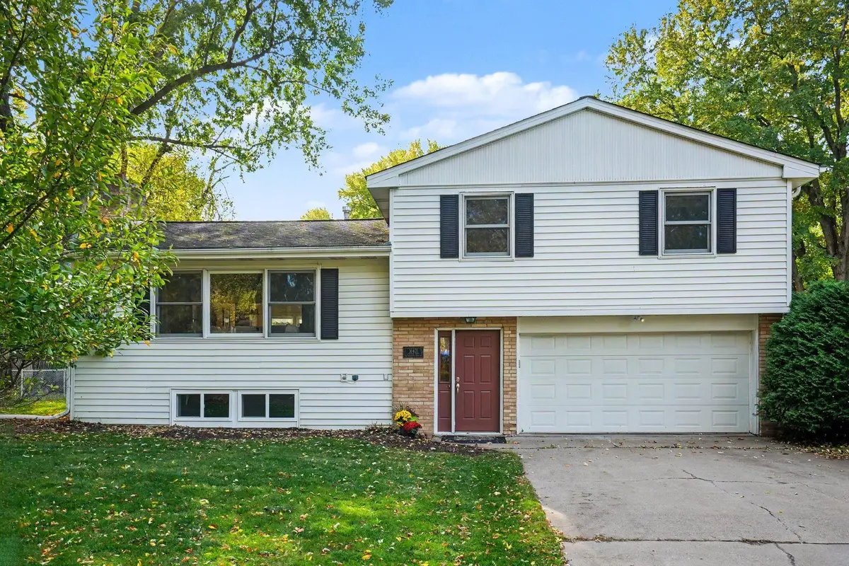 16401 Temple Drive S, Minnetonka, MN 55345 - #1