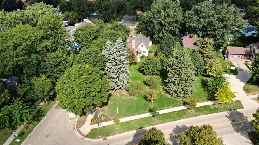 705 Wheelock Parkway W, Saint Paul, MN 55117 - #3